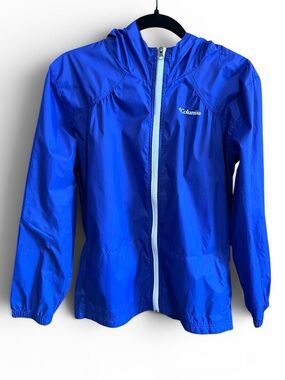 Size XL Columbia Blue Hooded Windbreaker
